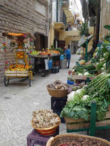There seemed to be a greengrocer on almost every corner
