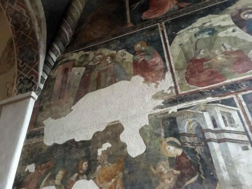 Frescoes in the private chapel