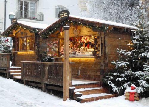 Little Christmas stalls added to the atmosphere