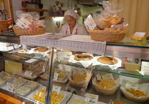 Fresh pasta (handmade by the ladies at Le Sfogline)