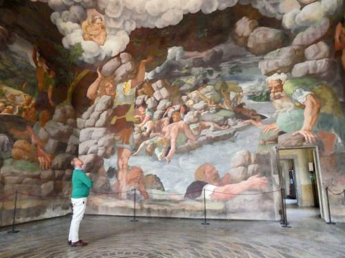This room, Fall of the Giants, is a masterpiece by Giulio Romano (1530-1532)