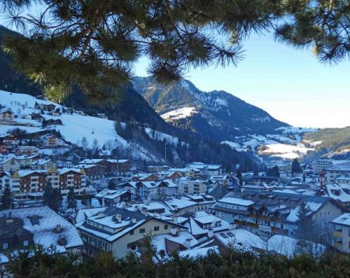 Ortisei is located in the Val Gardena, a small valley about 30 kilometres east of Bolzano