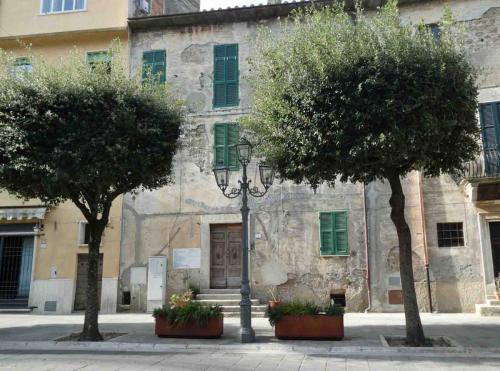 The town was founded by the Etruscans