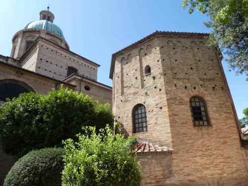 The Bapistry of Neon (c430)