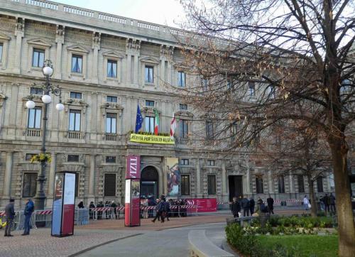 Opposite La Scala is the Palazzo Marino; each Christmas the  Municipality of Milan exhibits an important work of art as a gift to the people of the city