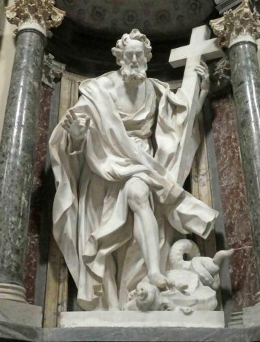 The Basilica contains spectacular 7-metre high statues of the apostles sculpted at the beginning of the 18th century; this one is the apostle Philip