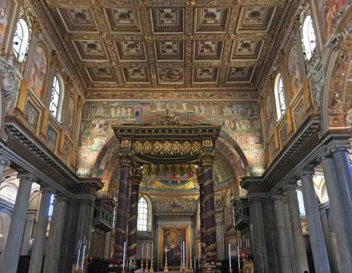 Rome's largest church dedicated to the Virgin Mary (hence 'Major')
