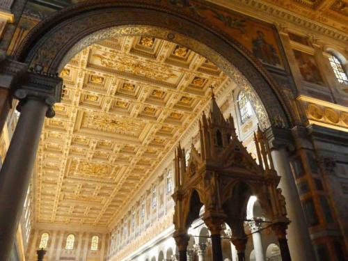 In 1823 the Basilica was gutted by fire 