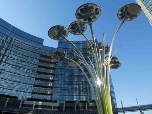 Despite the surrounding highrises, there's a feeling of light and space here