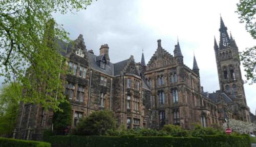 Glagow University was founded in 1451 (it was a long time, though, before the city's working classes got a look in here) 