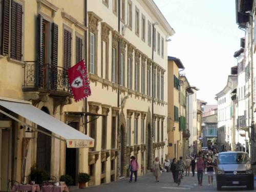 And still today, hundreds of goldsmiths work in and around the city