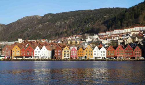 We really can imagine ourselves living in Bergen - we'd just have to go back to work to do it! :)