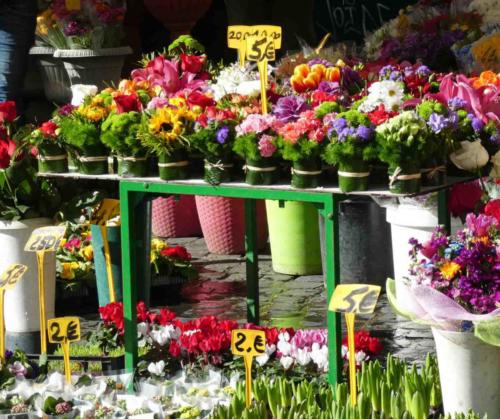 The name, which means 'Field of Flowers', dates back to the Middle Ages when this area was a meadow