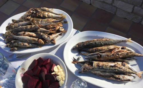 ... and, of course, the fish - was sourced on the island