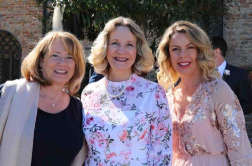 Stacey, Bernie and Kelly - what a beautiful photograph (and a great opportunity to thank everyone for being our official photographers on the day!) :)