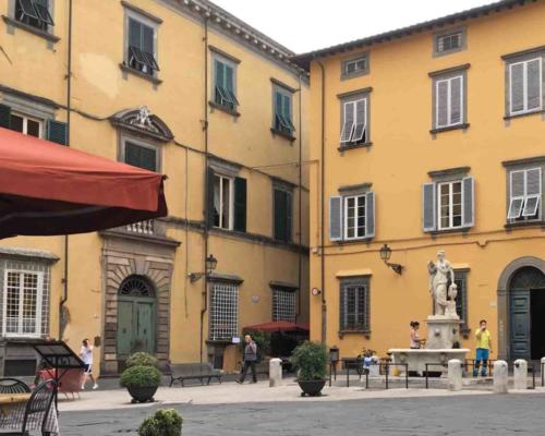 Here's another, slightly more elaborate, fountain; this one is the same square as a little wine bar we like