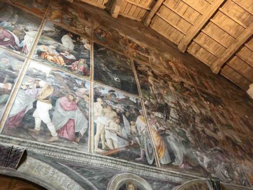 The church is best known for Gaudenzio Ferrari's magnificent fresco (1513); 21 scenes depicting the life of Christ 