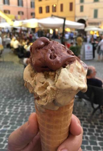 Or gelato, especially from Gelateria Crispini on the corner; the pistacchio gelato in this cone is officially the 'World's Best Gelato' - the title was awarded last year after 1,800 gelato makers from around the world took part in a three-year competition - we approve of the judges' decision! :)  