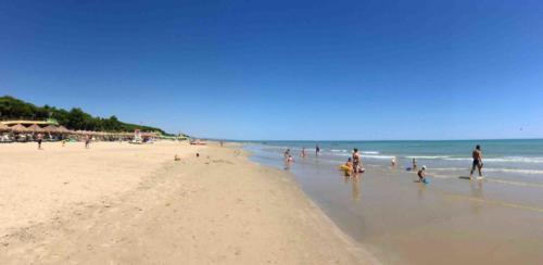 It certainly wasn't what we were expecting; long, sandy beaches and palm-fringed beach umbrellas!