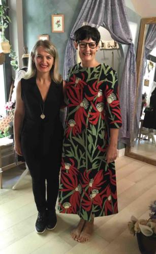 And then, with whole days to spare, the dress is done ... we're so grateful for everyone's help in creating this beautiful garment in record-breaking time! :) (And now if only something could be done about those summer sandal tan lines on the feet!)