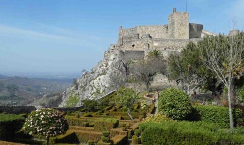 The town is set high on a granite escapement and, of course, here you'll also find the local castle 