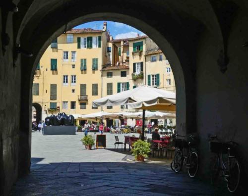 And this year large marble sculptures have been placed around the city; it's a bit like being in an open-air museum