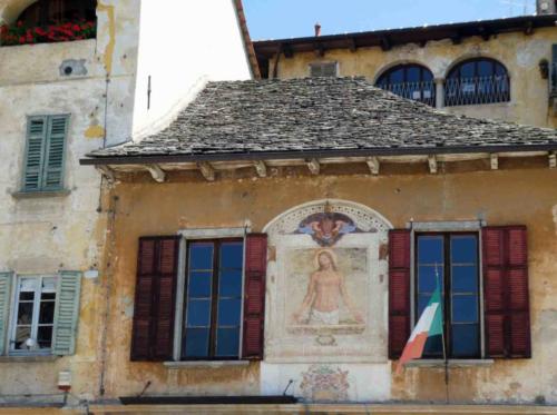 The town's weekly market has been held in this square since 1228