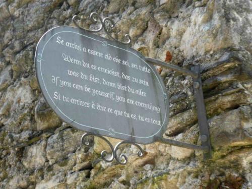 Messages posted along the path were written by Anna Maria Cànopi, scholar, author and the convent's abbess (who's now 87 years old)