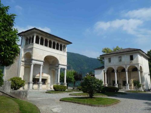 Each Sacro Monte consists of groups of chapels