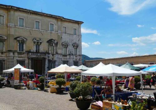 Piazza della Libertà, another of the city's main squares