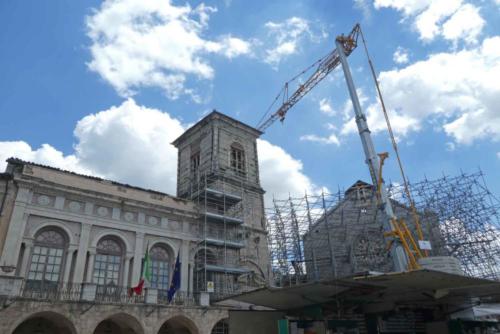 What's left of the Town Hall and the 14th century Basilica di San Benedetto 