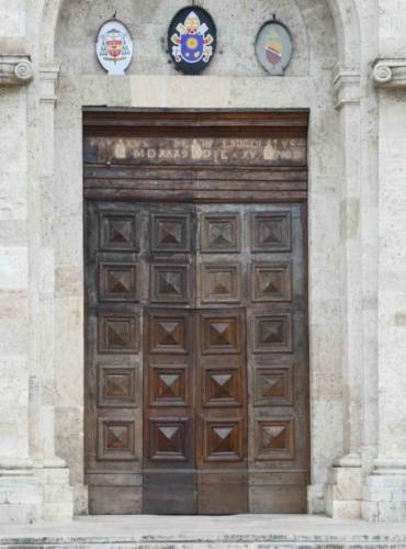 Saint Emygdius, the city's patron saint, is said to be the protector from earthquakes