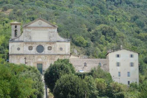 Our starting point, the Basilica of St Peter, outside the city walls