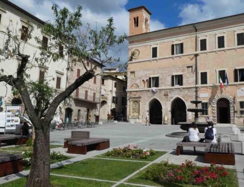 A rare bit of level ground in the city, Piazza della Repubblica