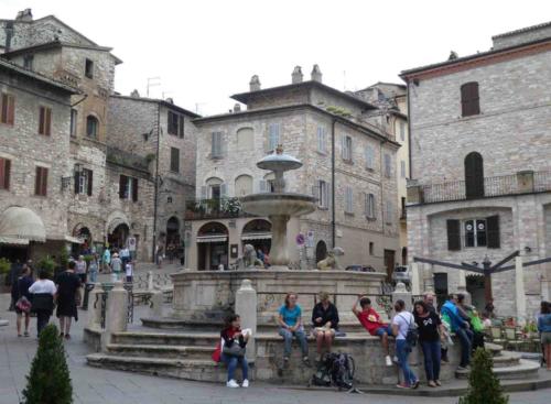 Assisi is far and away the most popular hill town in Valle Umbra