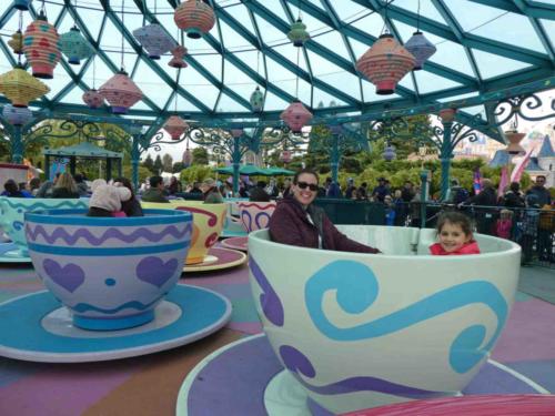 Flying teacups