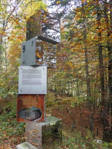 We really liked these mirrored information cubes