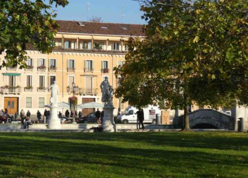 This is Italy's largest piazza - 90,000 square metres - though 'Il Prato' is not really square at all; it's elliptical in shape 