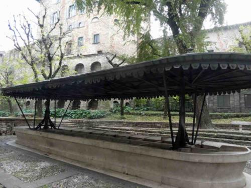Not far away, in the corner of a little park, sits this wonderful public washhouse built in 1881
