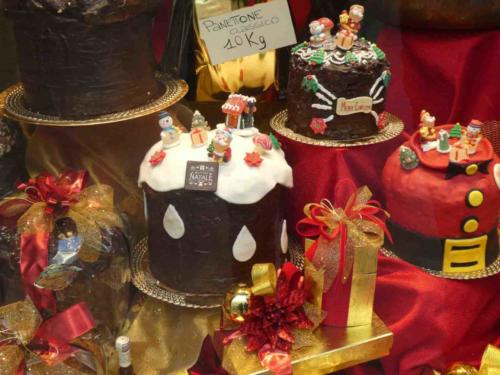 Like this visual feast - Christmas panettone