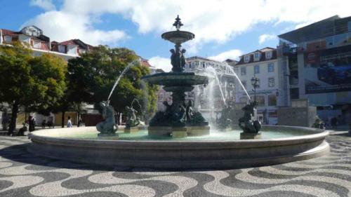 Small blocks of basalt or limestone are laid to form intricate patterns and pictures 