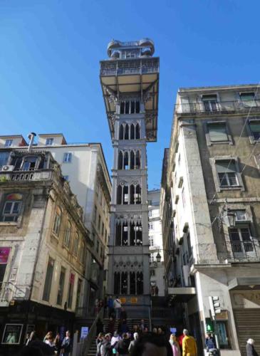 Does this tower look slightly familiar? The Santa Justa lift was built in 1902 by a Portuguese-born French engineer who was an admirer Gustave Eiffel's work