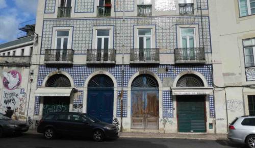 Traditionally the tiles were blue and white