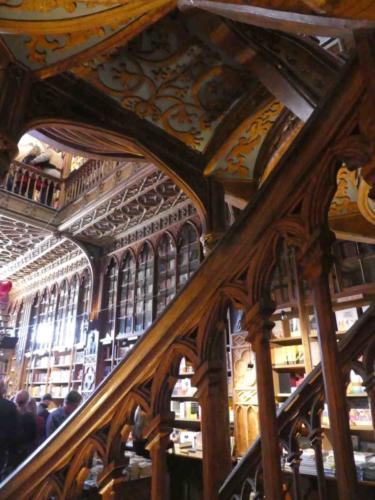 Apparently the author was an English teacher in Porto for a period, and this bookshop inspired scenes for her Harry Potter stories