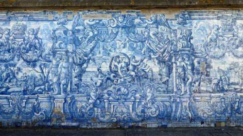 The azulejo here were added later, around 1730  