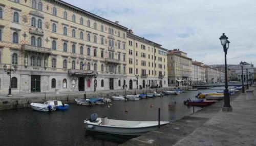 So after our little soggiorno in Trieste we felt 'topped-up' and ready to set off again - on to the next adventure