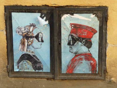 And the slightly more contemporary version (in an Arezzo street)