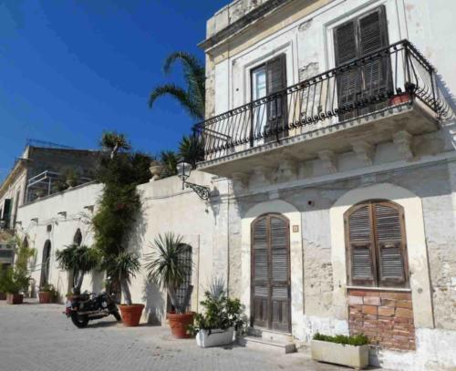 Syracuse later became part of the Roman Republic; eventually, having survived through the centuries, Sicily  joined forces with Naples and they became the Kingdom of the Two Sicilies until, finally, that became part of Italy in 1860