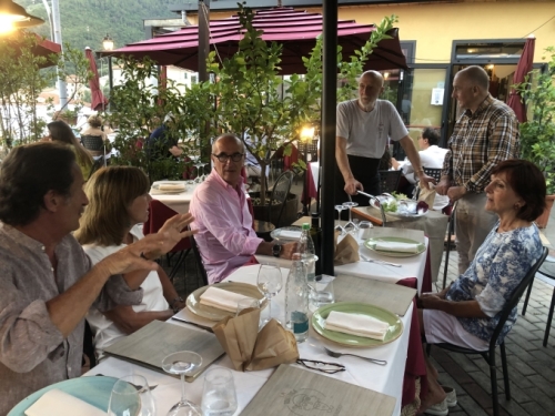 Next stop was La Tortuga - The Turtle - at Cadimare, one village north of Fezzano. Lovely friends of Rita and Elio - Barbara and Alvaro - joined too. It was a great night.