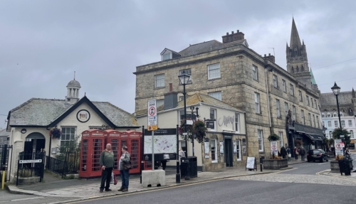 Cornwall had long been on our bucket list - we'd seen the pictures of spectacular landscapes, pretty villages and picturesque harbours (think Poldark, Doc Martin, and Rick Stein).